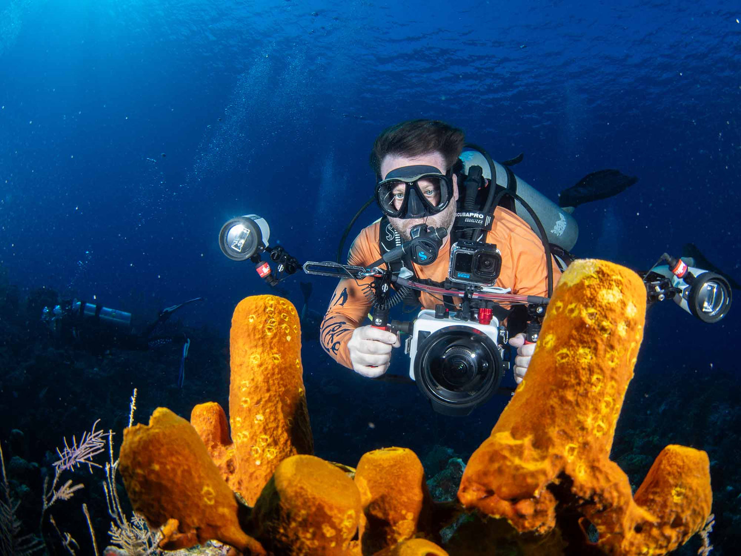 How to Find Something to Photograph Underwater