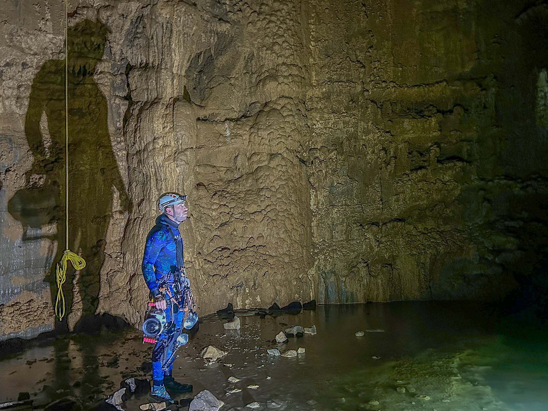 Joseph Ricketts inside cave with Ikelite underwater housing