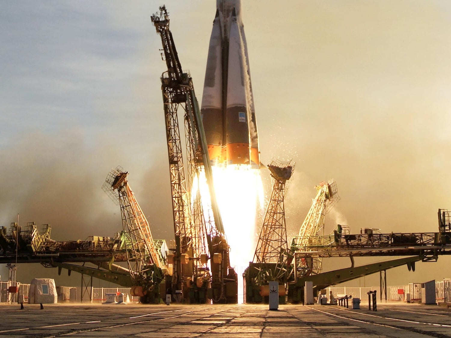 'Pics or It Didn't Happen' Launch Takes Out Canon Satellite