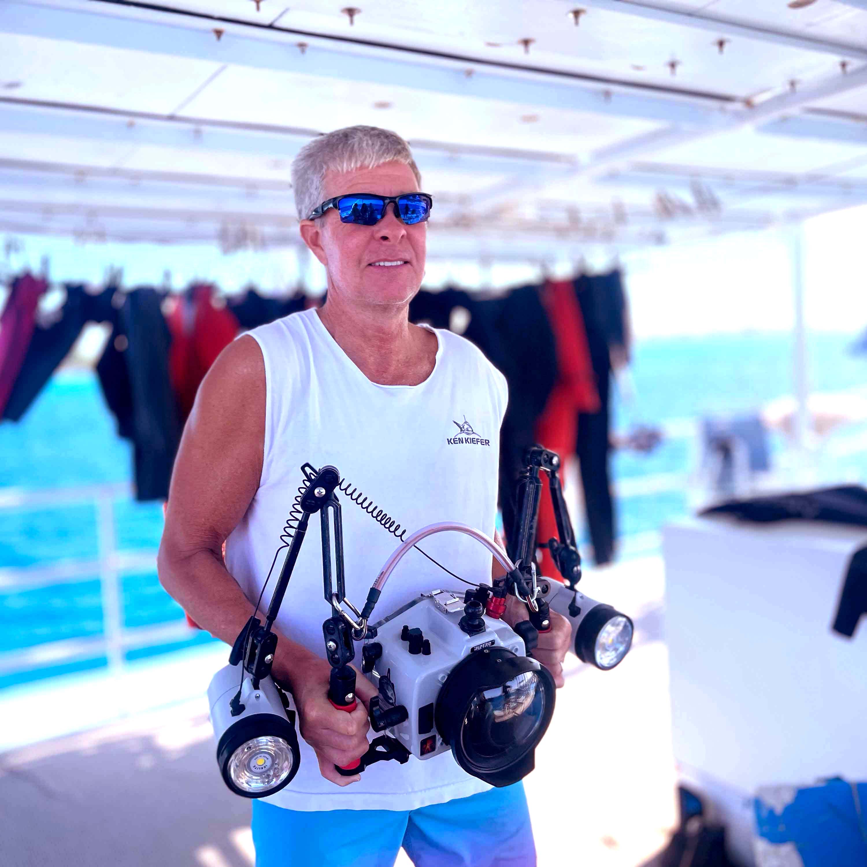 Ikelite RC232 TTL Underwater Strobe with Video Light Fiber Optic