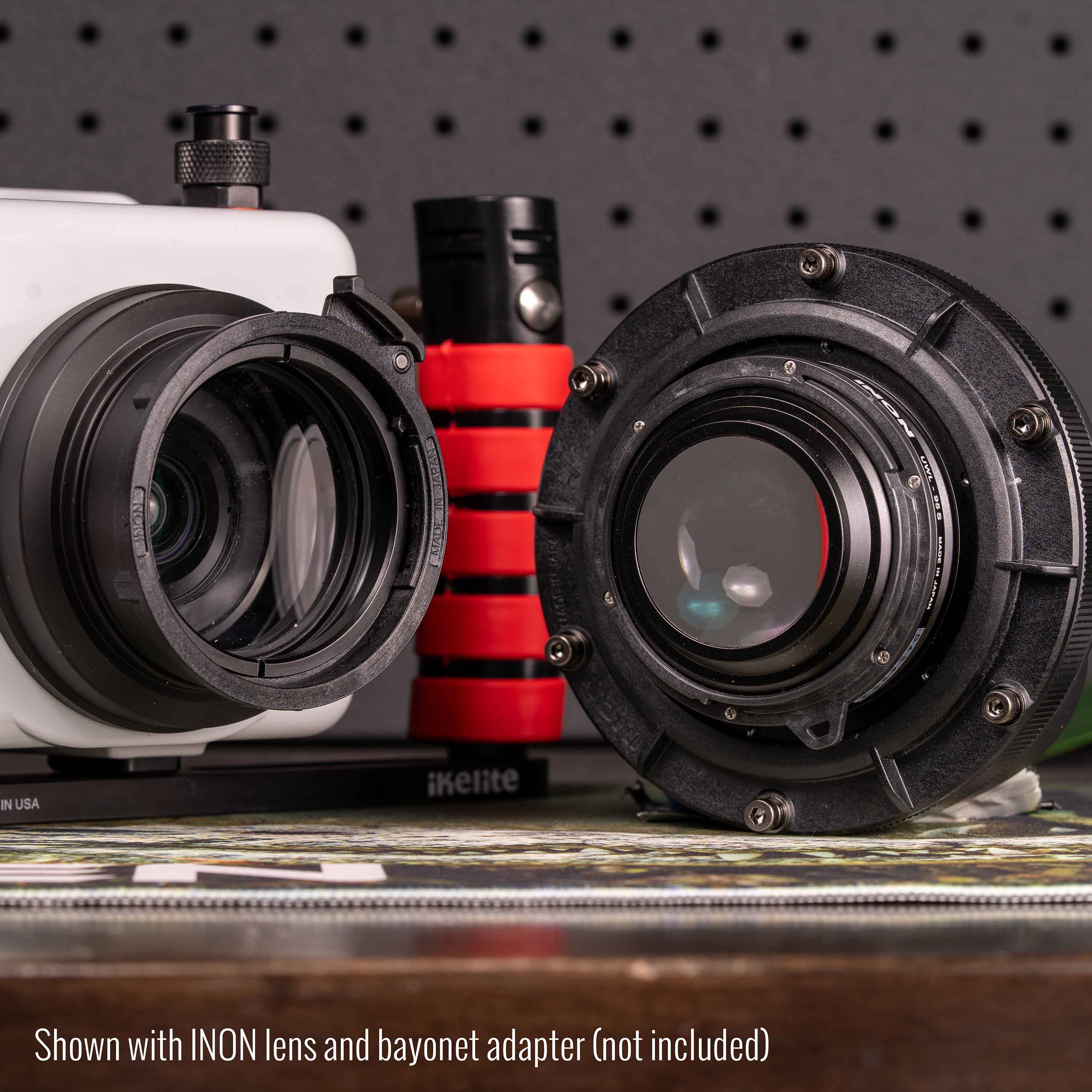 200FP/T Underwater Housing for Sony Alpha a6700 PZ 16-50mm with Built-In TTL for DS Strobes