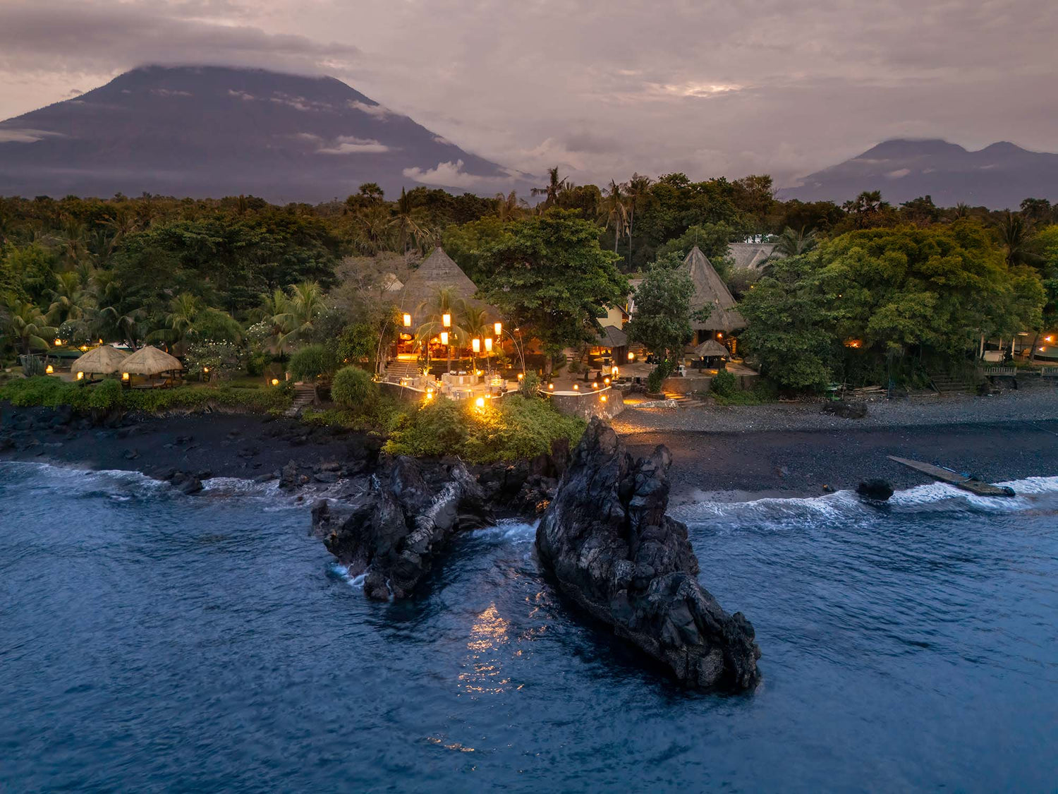 Alum Batu Resort in Tulamben, Bali, Indonesia. Image by Ikelite Ambassador David Fleetham.