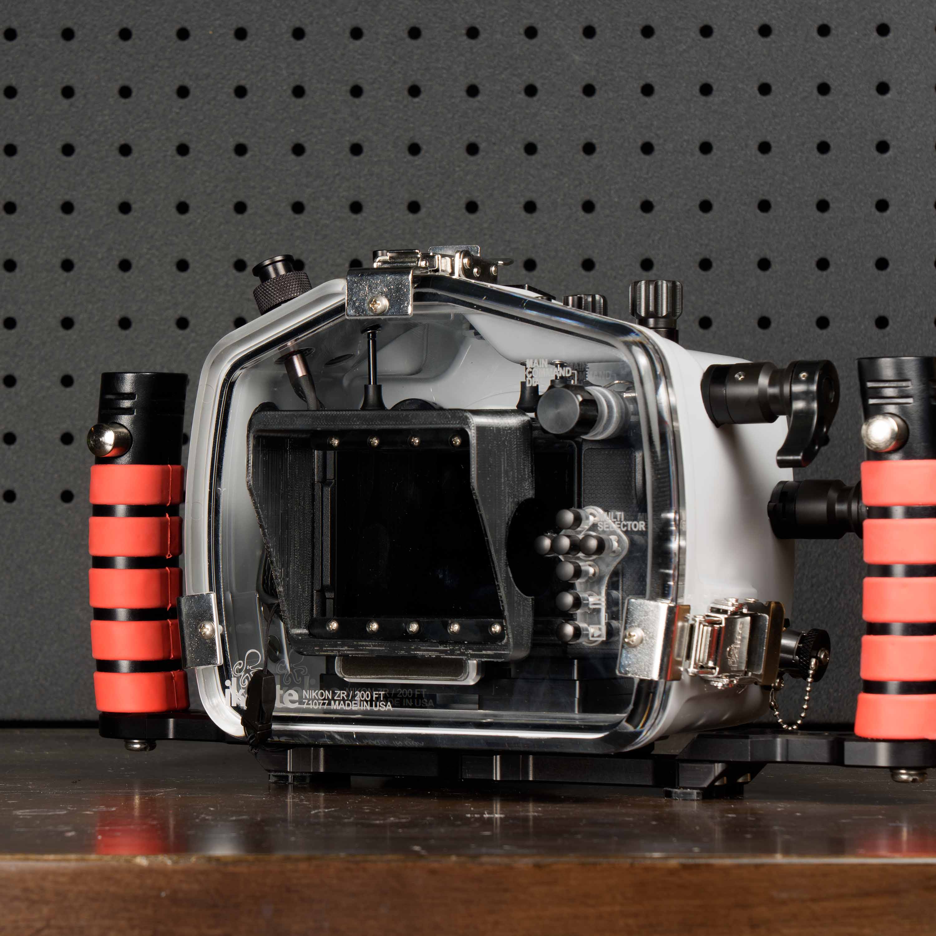 200DL Underwater Housing for Nikon ZR 6K Cinema Camera