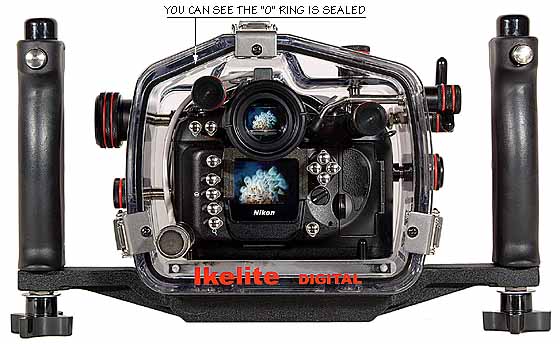 200FL Underwater TTL Housing for Nikon D100 DSLR